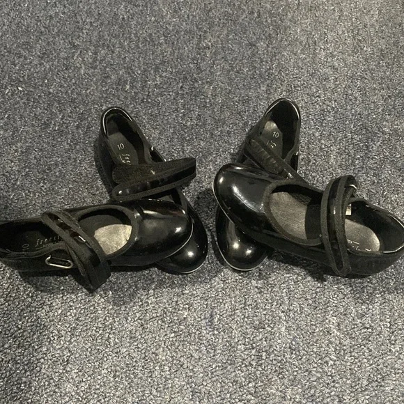 A Daskin Company | Shoes | Size Toddler Tap Shoes Never Worn  display picture 1